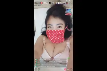 Live Show 204 Cewek Gendut Binal Colmek Memek Lebar Lumer WOT